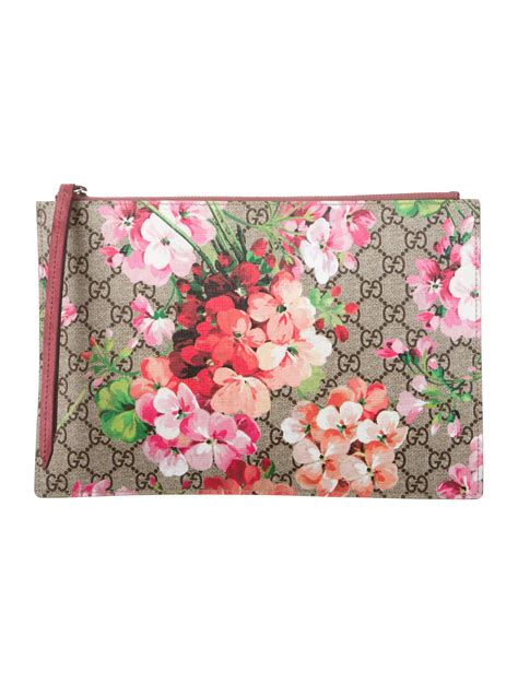 pochette gucci bloom|Clutches & Evening Bags for Women .